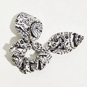 Bandana Movement Scrunchie